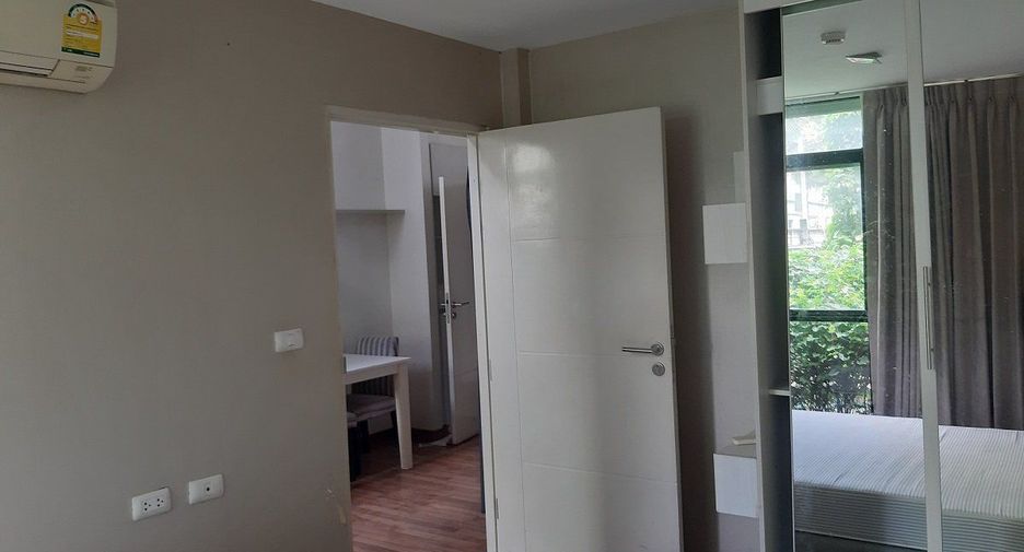 For sale 2 bedrooms condo in Wang Thonglang, Bangkok