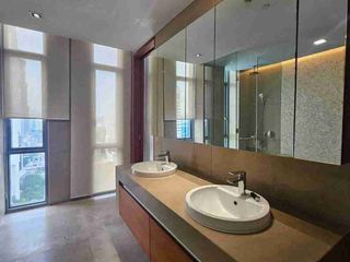 Продажа и аренда 3 спальни кондо в Сатхон, Бангкок