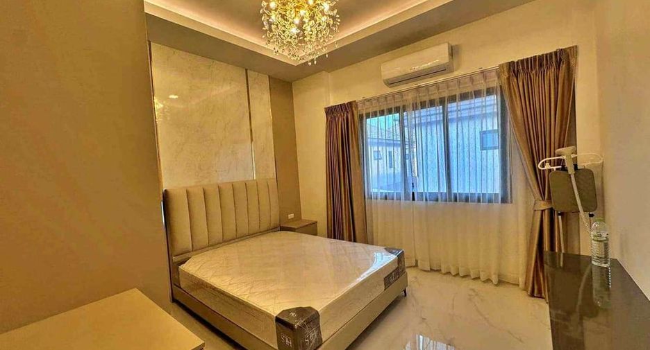 For rent 4 bedrooms house in Bang Lamung, Chonburi