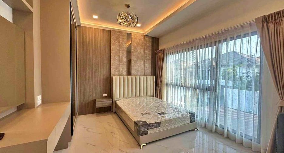 For rent 4 bedrooms house in Bang Lamung, Chonburi