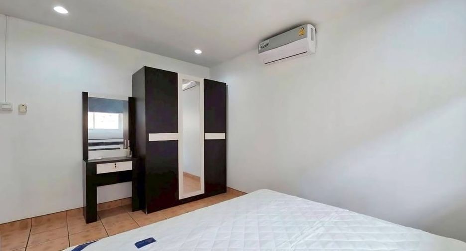 出租 4 卧室 独立屋 在 Bang Lamung, Chon Buri