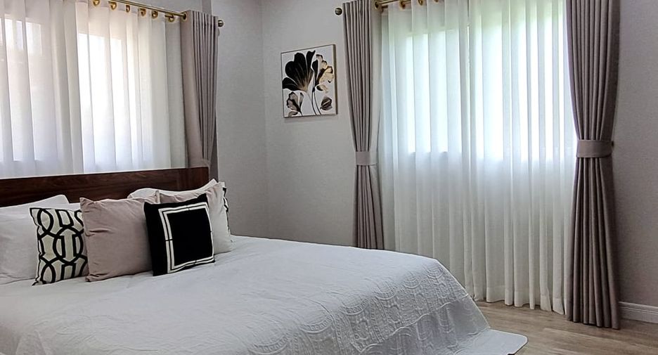 For sale 4 bedrooms villa in Bang Lamung, Chonburi