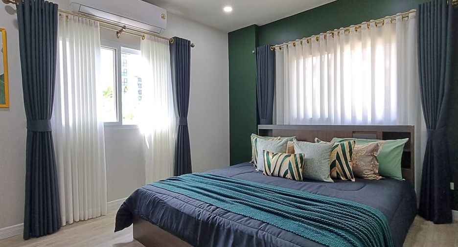 For sale 4 bedrooms villa in Bang Lamung, Chonburi