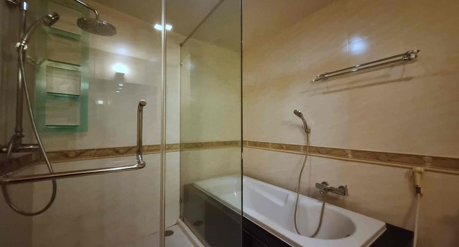 Condo en venta de 3 habitaciones en Bang Lamung, Chonburi