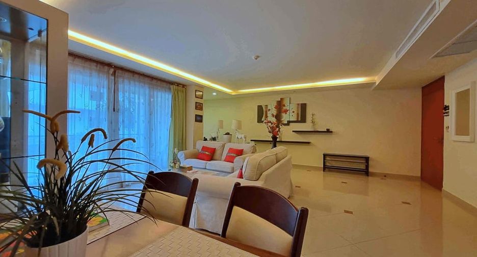 Condo en venta de 3 habitaciones en Bang Lamung, Chonburi