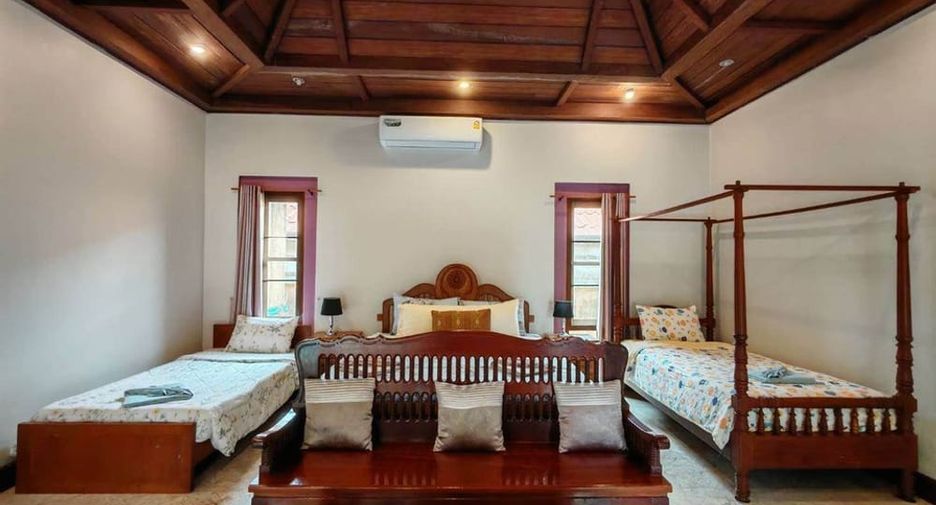 Villa en alquiler de 6 habitaciones en Bang Lamung, Chonburi