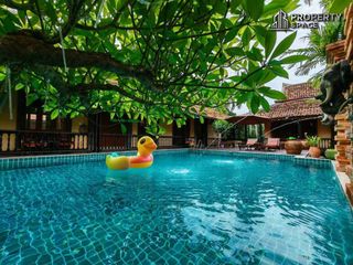 Villa en alquiler de 6 habitaciones en Bang Lamung, Chonburi