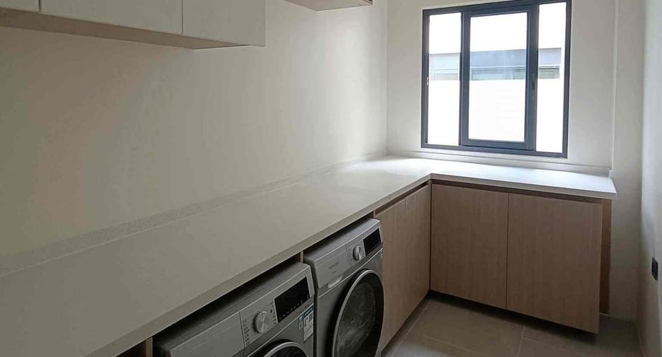 Villa zum Kauf mit 4 Zimmer in Bang Lamung, Chonburi