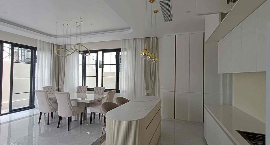 Villa zum Kauf mit 4 Zimmer in Bang Lamung, Chonburi