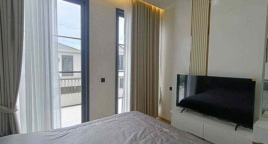 Villa zum Kauf mit 4 Zimmer in Bang Lamung, Chonburi