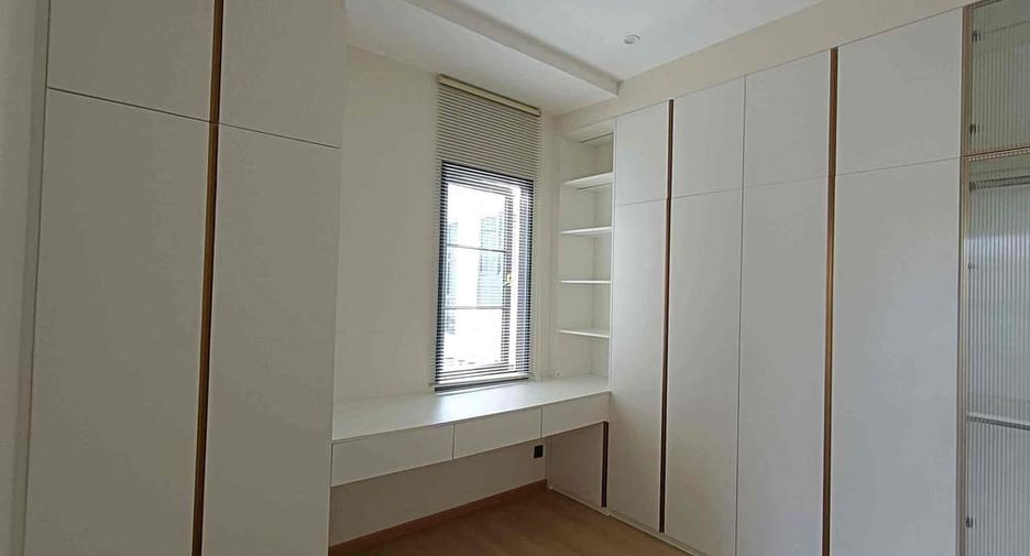 Villa zum Kauf mit 4 Zimmer in Bang Lamung, Chonburi