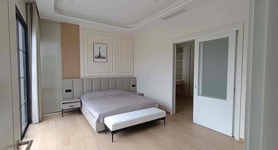 Villa zum Kauf mit 4 Zimmer in Bang Lamung, Chonburi