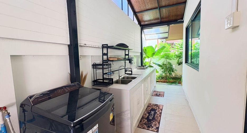 For rent and for sale 2 bedrooms house in Huay Yai, Pattaya