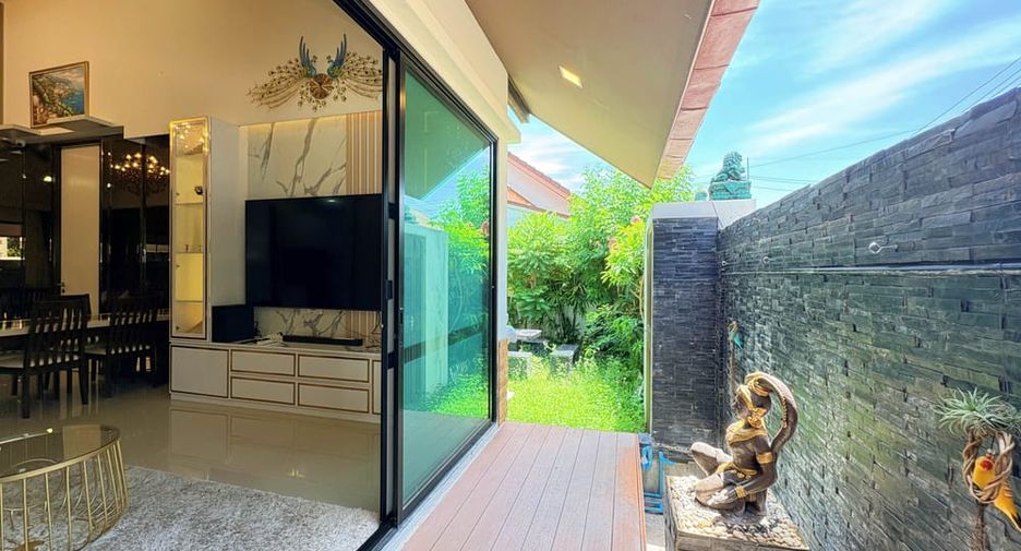 For rent and for sale 2 bedrooms house in Huay Yai, Pattaya