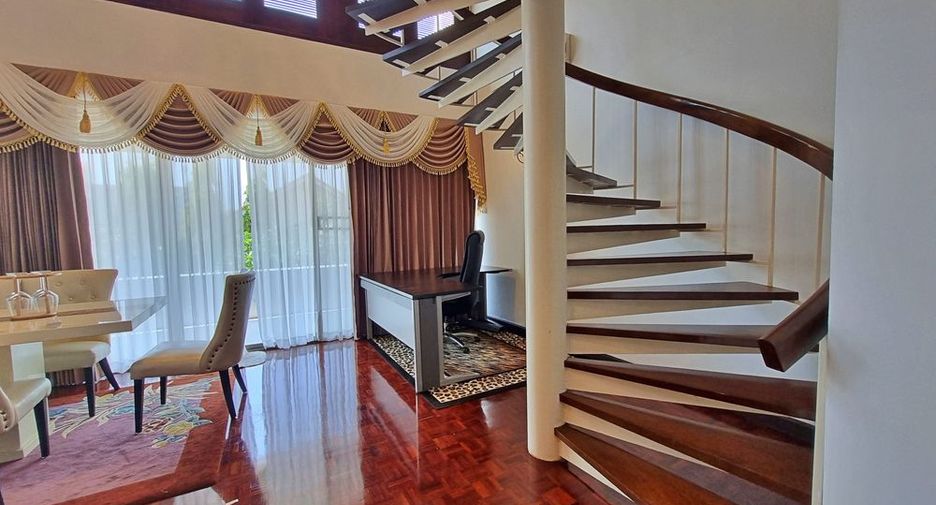 Condo en alquiler de 3 habitaciones en Jomtien, Pattaya