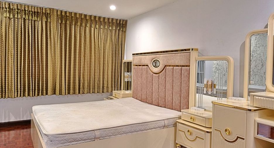 Condo en alquiler de 3 habitaciones en Jomtien, Pattaya