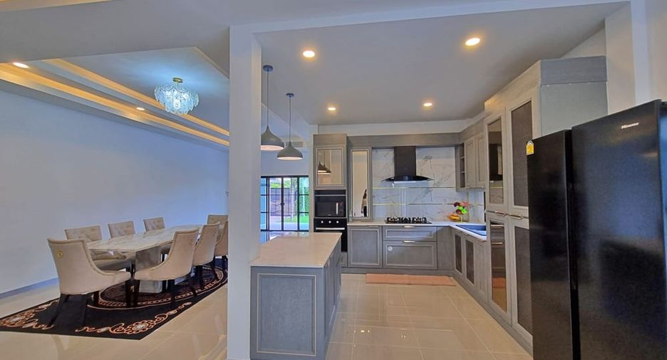 Villa zur Miete mit 5 Zimmer in Bang Lamung, Chonburi