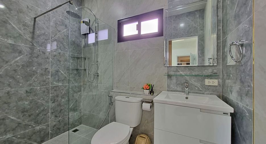 Villa zur Miete mit 5 Zimmer in Bang Lamung, Chonburi