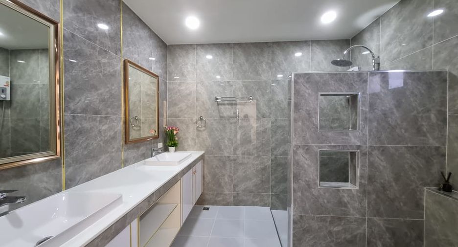Villa zur Miete mit 5 Zimmer in Bang Lamung, Chonburi