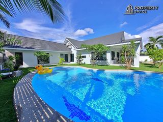 Villa zur Miete mit 5 Zimmer in Bang Lamung, Chonburi