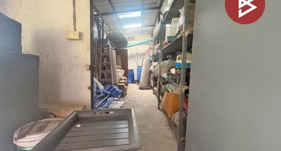 À vendre 4 chambres maison de ville à Mueang Samut Prakan, Samut Prakan