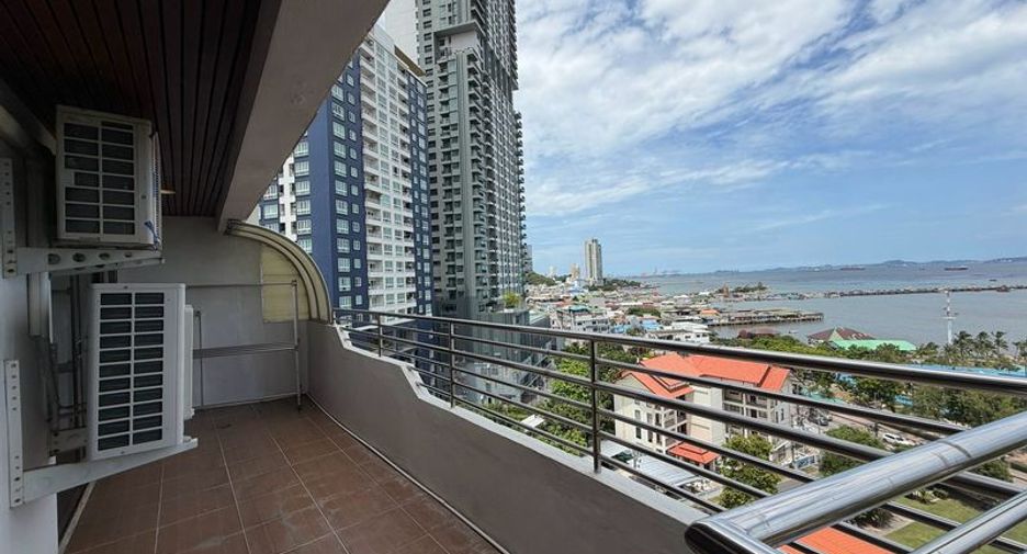 Condo en alquiler de 2 habitaciones en Si Racha, Chonburi
