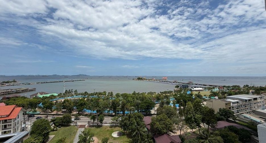 Condo en alquiler de 2 habitaciones en Si Racha, Chonburi
