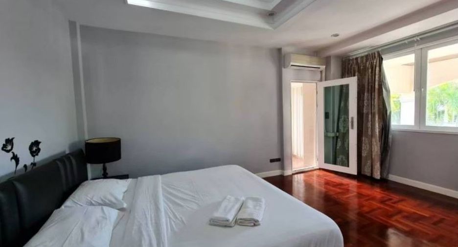 For rent and for sale 5 bedrooms house in Bang Lamung, Chonburi