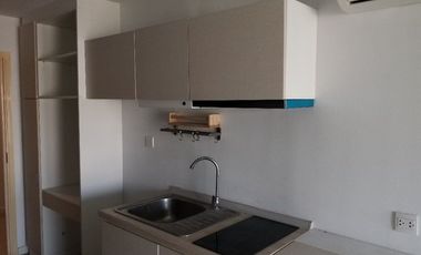 À vendre 1 chambre condo à Bang Na, Bangkok