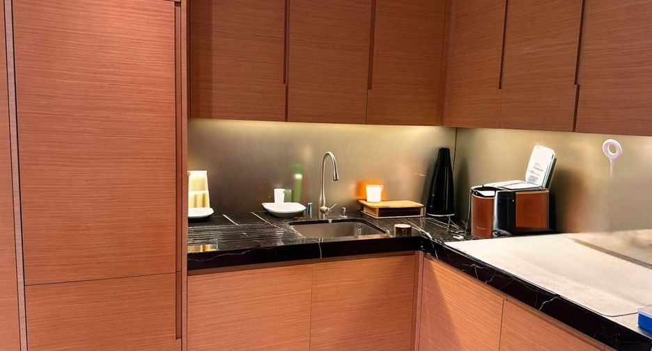 À vendre 1 chambre condo à Sathon, Bangkok