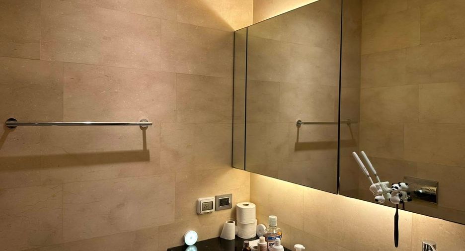 À vendre 1 chambre condo à Sathon, Bangkok