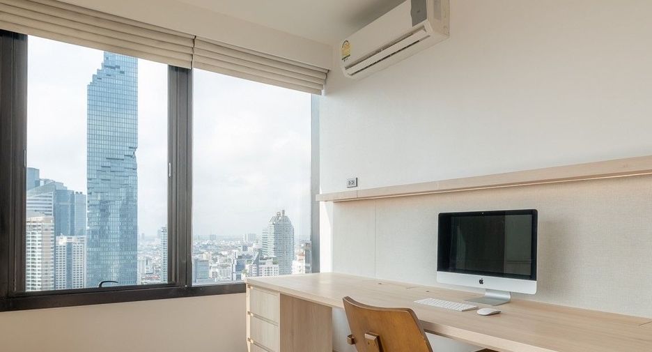 For rent 2 bedrooms apartment in Bang Rak, Bangkok