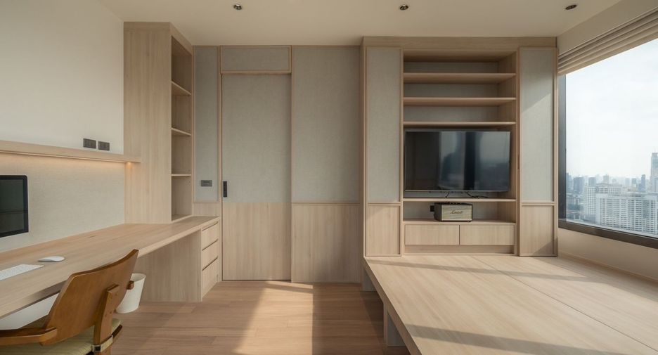 For rent 2 bedrooms apartment in Bang Rak, Bangkok