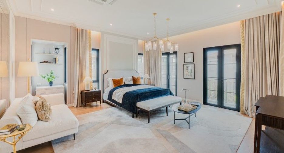 For sale 5 bedrooms house in Saphan Sung, Bangkok