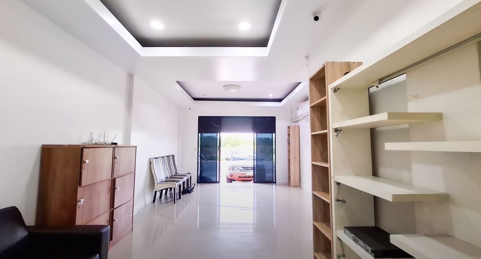 出售 4 卧室 商业空间 在 Thanyaburi, Pathum Thani