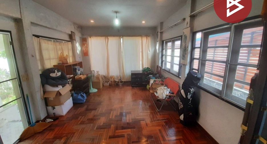 À vendre 2 chambres maison à Mueang Chon Buri, Chonburi