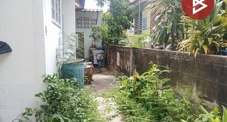À vendre 2 chambres maison à Mueang Chon Buri, Chonburi