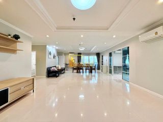 For rent 3 ベッドルーム condo in Watthana, Bangkok