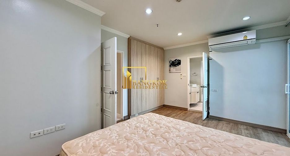 For rent 3 bedrooms condo in Watthana, Bangkok