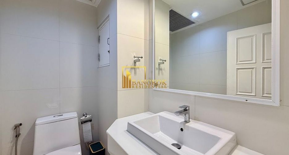 For rent 3 bedrooms condo in Watthana, Bangkok