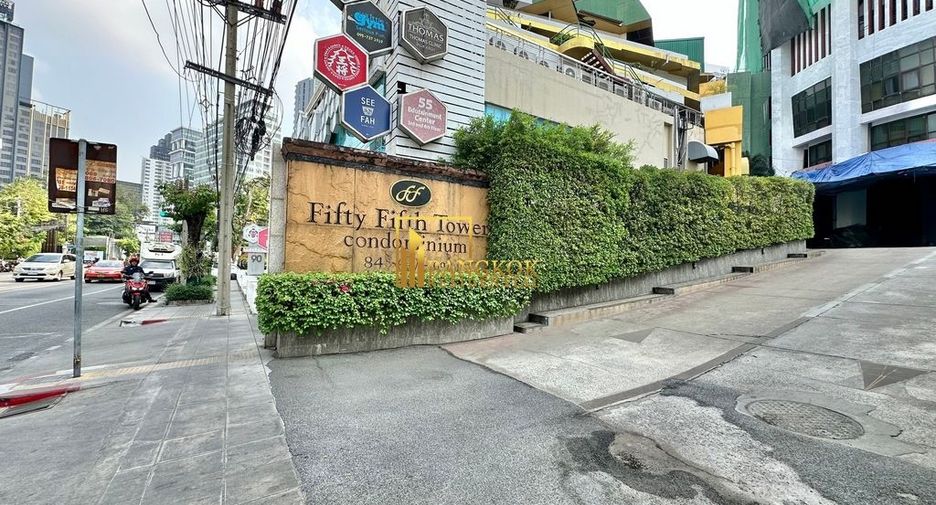 For rent 3 bedrooms condo in Watthana, Bangkok