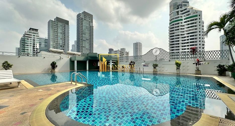 For rent 3 bedrooms condo in Watthana, Bangkok