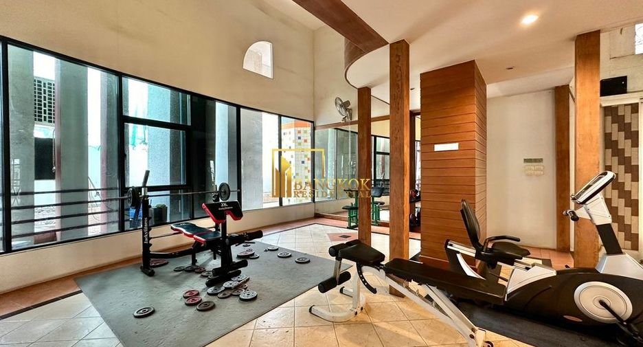 For rent 3 bedrooms condo in Watthana, Bangkok