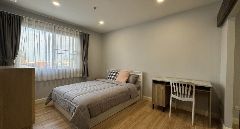 For rent 2 bedrooms condo in Bang Na, Bangkok