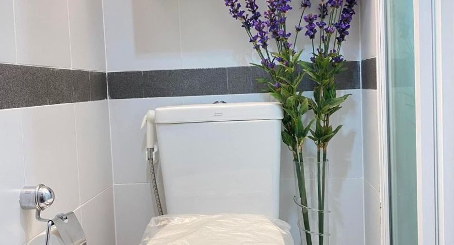 Аренда 2 спальни кондо в Ратчатхещи, Бангкок