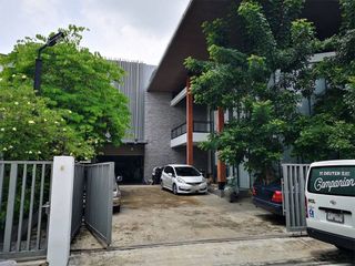 For sale retail Space in Phra Khanong, Bangkok
