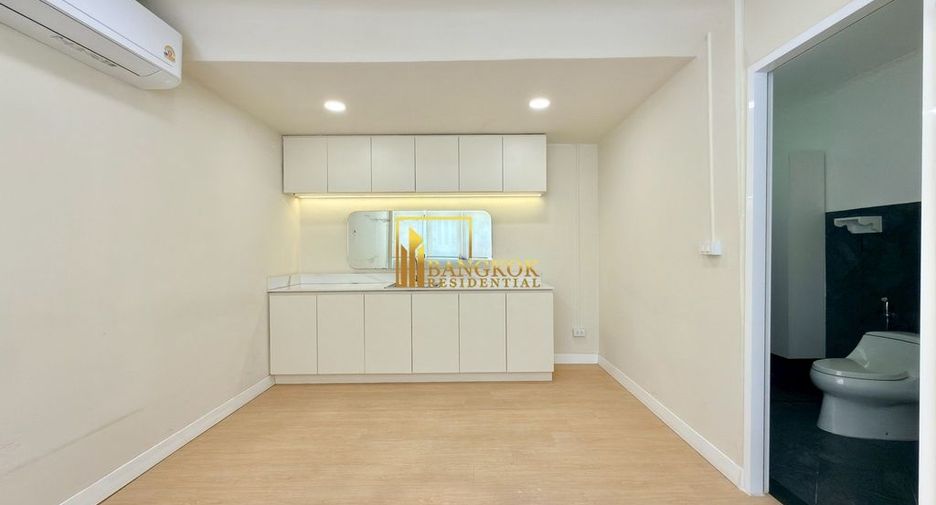ให้เช่า 3 ห้องนอน บ้านเดี่ยว ใน คลองเตย, กรุงเทพฯ