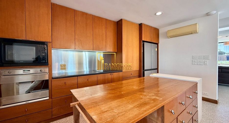 For rent 4 ベッドルーム apartment in Watthana, Bangkok