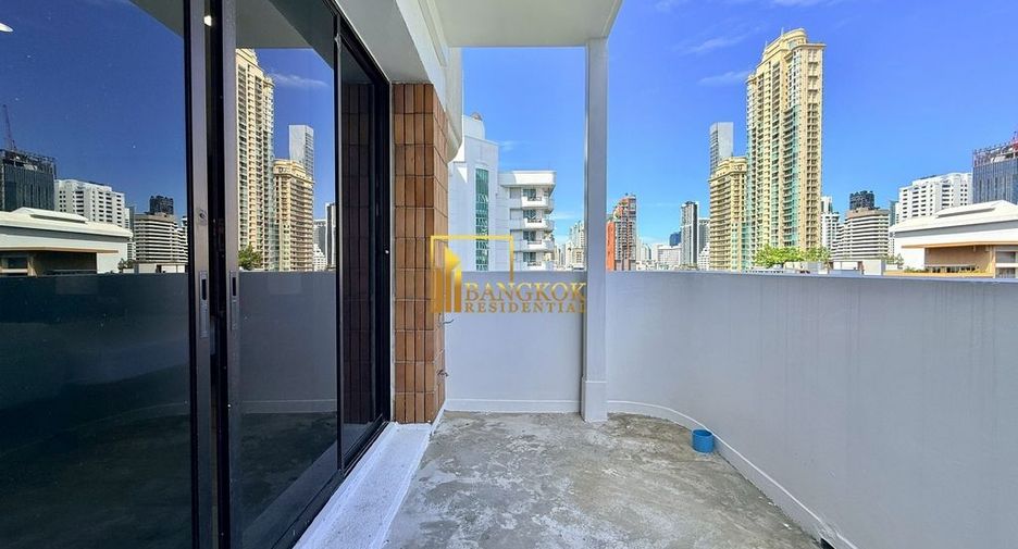 For rent 4 ベッドルーム apartment in Watthana, Bangkok