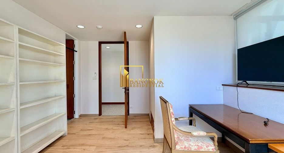 For rent 4 ベッドルーム apartment in Watthana, Bangkok